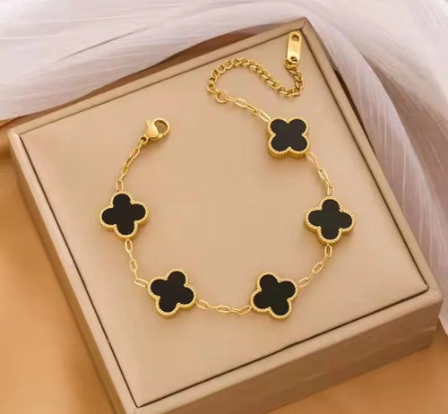 Clover Charm Bracelet - Black